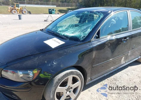 2007 Volvo S40 2.4I from USA, damaged, VIN YV1MS382372279200